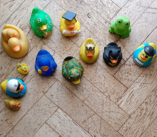 Badespielzeug set aus gummi - set,